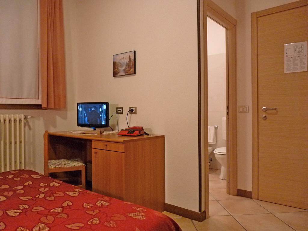 Hotel La Rosa Teglio Rum bild