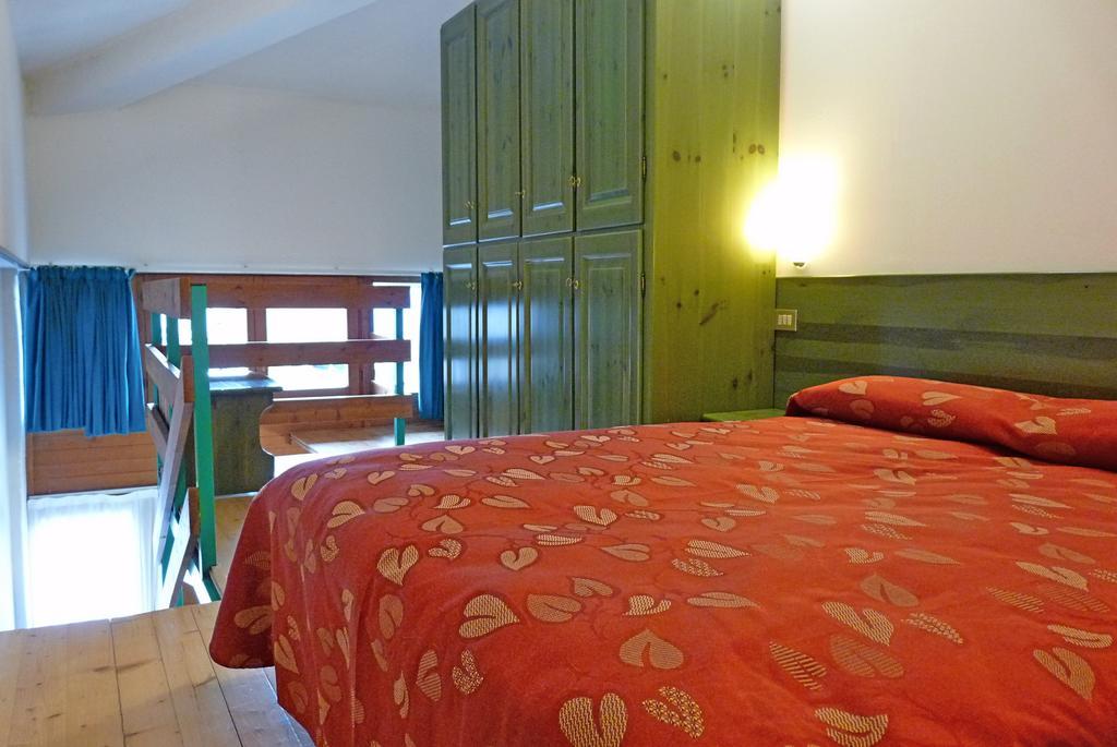 Hotel La Rosa Teglio Exteriör bild